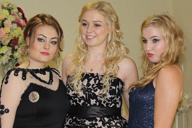 Przednia zabawa uczniów I LO w Rawiczu (zdjęcia)