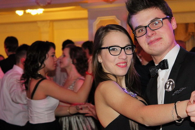 Przednia zabawa uczniów I LO w Rawiczu (zdjęcia)