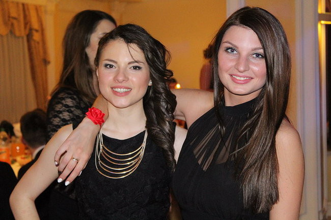 Przednia zabawa uczniów I LO w Rawiczu (zdjęcia)