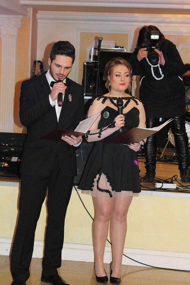 Przednia zabawa uczniów I LO w Rawiczu (zdjęcia)