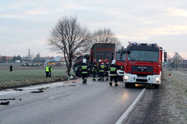 Wypadek pod Lasocicami. Jeden z kierowców pod wpływem alkoholu (zdjęcia)