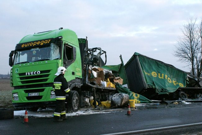 Wypadek pod Lasocicami. Jeden z kierowców pod wpływem alkoholu (zdjęcia)