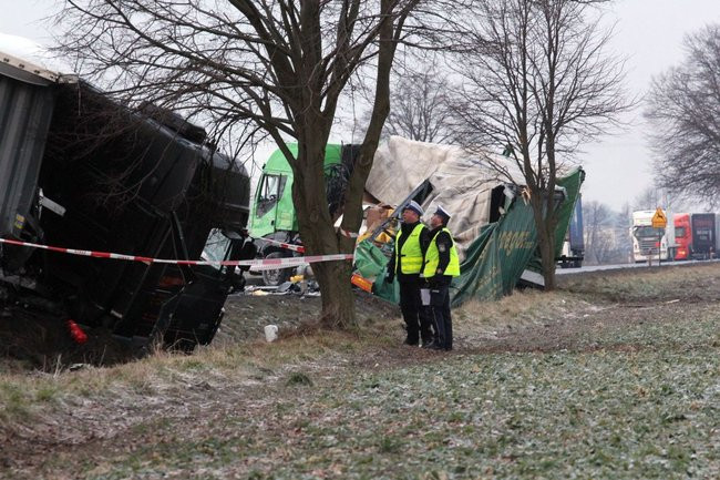 Wypadek pod Lasocicami. Jeden z kierowców pod wpływem alkoholu (zdjęcia)