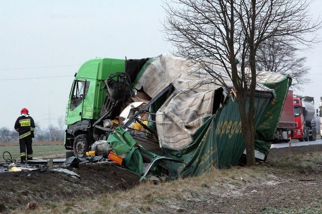 Wypadek pod Lasocicami. Jeden z kierowców pod wpływem alkoholu (zdjęcia)