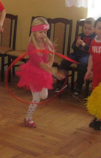 Sportowo-baśniowy bal w Dąbczu (zdjęcia)