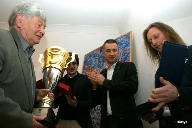 Uhonorowany za 65 lat pracy trenerskiej (zdjęcia)