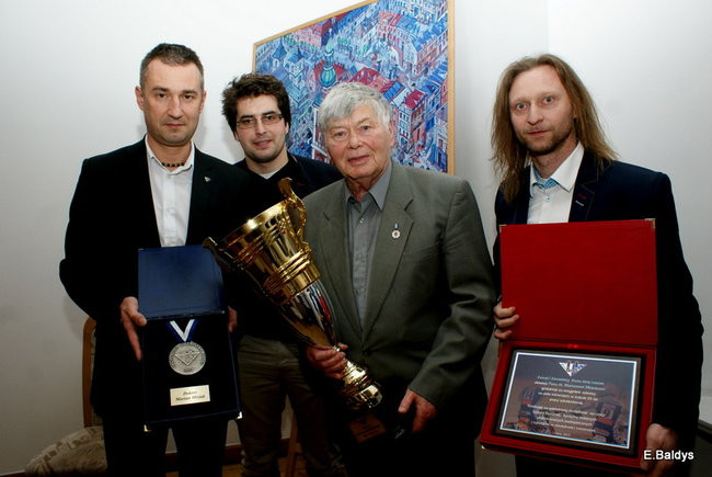 Uhonorowany za 65 lat pracy trenerskiej (zdjęcia)