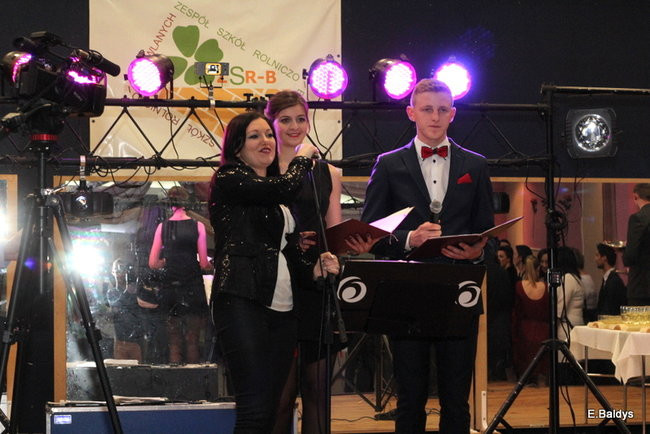 Bukiety kwiatów dla nauczycieli ZSRB (zdjęcia)