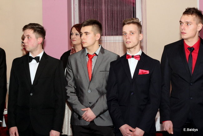 Bukiety kwiatów dla nauczycieli ZSRB (zdjęcia)