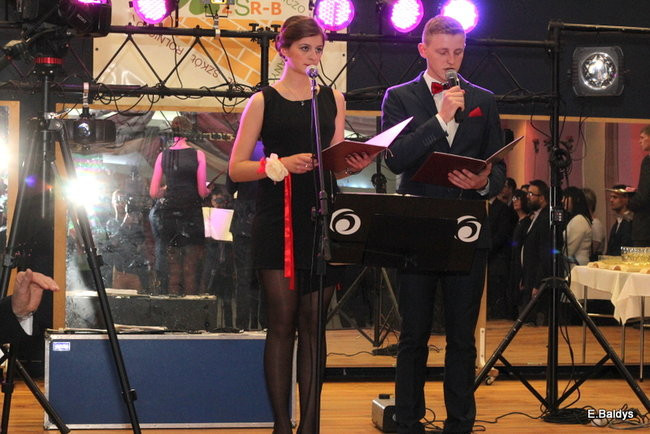 Bukiety kwiatów dla nauczycieli ZSRB (zdjęcia)