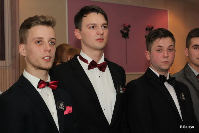 Bukiety kwiatów dla nauczycieli ZSRB (zdjęcia)