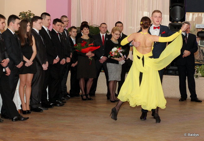 Bukiety kwiatów dla nauczycieli ZSRB (zdjęcia)