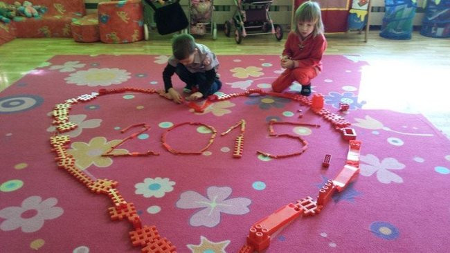 Przedszkolaki z Rydzyny obchodzą Walentynki (zdjęcia)