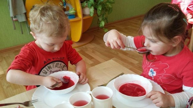 Przedszkolaki z Rydzyny obchodzą Walentynki (zdjęcia)