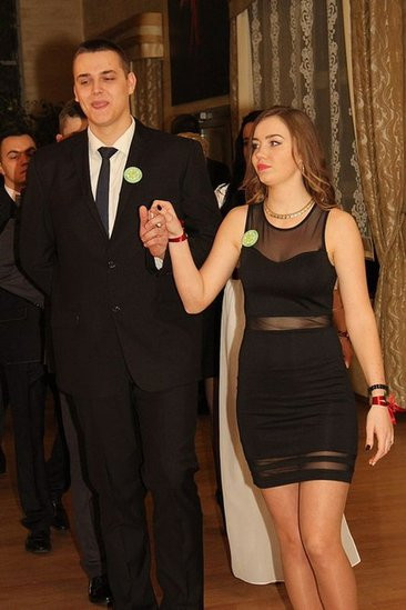 Maturzyści z Bojanowa na parkiecie (zdjęcia)