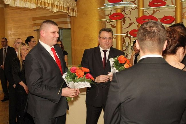 Maturzyści z Bojanowa na parkiecie (zdjęcia)