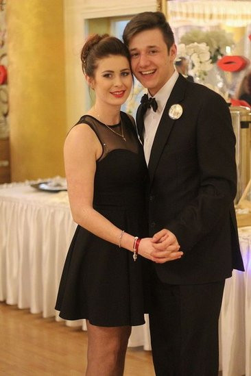 Maturzyści z Bojanowa na parkiecie (zdjęcia)