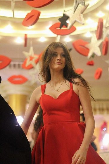 Maturzyści z Bojanowa na parkiecie (zdjęcia)