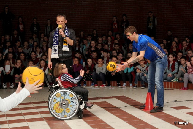 Przemek i Tobiasz gościli w SP 13 (zdjęcia)