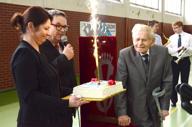 90 urodziny wśród uczniów (zdjęcia)