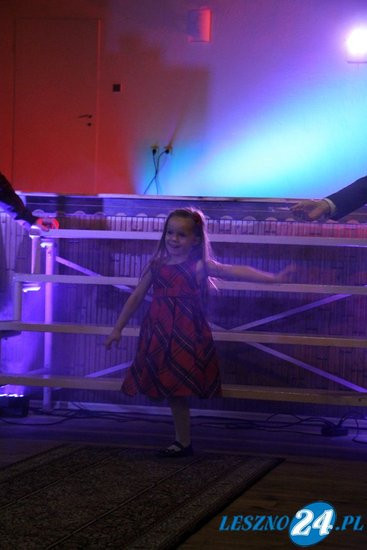 Panie zaprezentowały się na wybiegu w Nowej Wsi (wideo i zdjęcia)