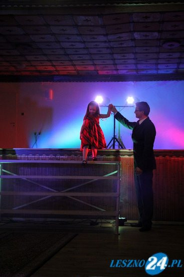 Panie zaprezentowały się na wybiegu w Nowej Wsi (wideo i zdjęcia)