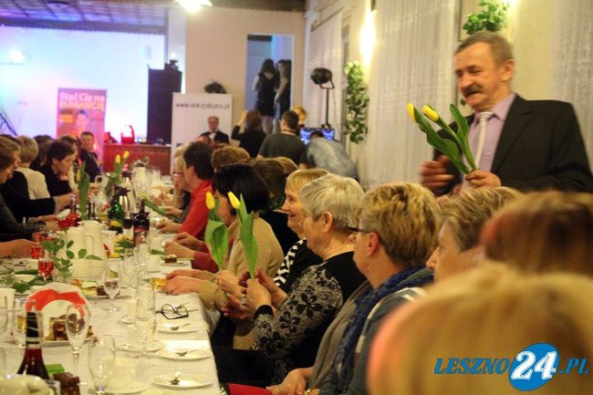 Panie zaprezentowały się na wybiegu w Nowej Wsi (wideo i zdjęcia)