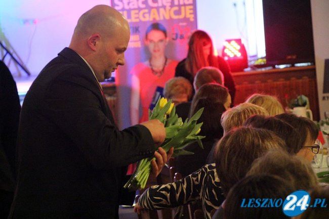 Panie zaprezentowały się na wybiegu w Nowej Wsi (wideo i zdjęcia)