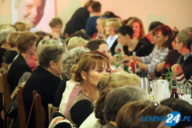 Panie zaprezentowały się na wybiegu w Nowej Wsi (wideo i zdjęcia)