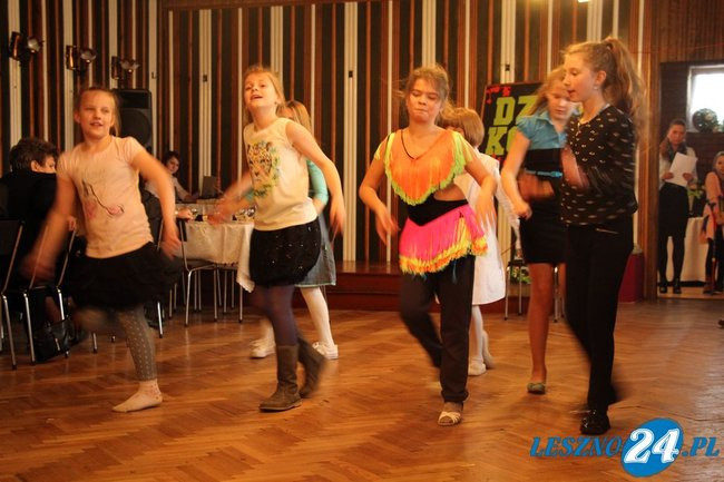 Dzień Kobiet emerytów z Rydzyny (wideo i zdjęcia)