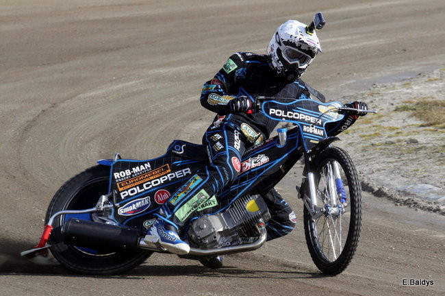 Byki na torze! ( zdjęcia)