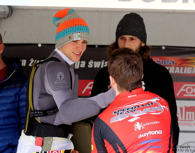 Byki na torze! ( zdjęcia)