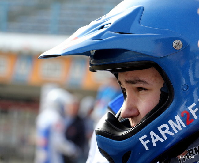 Byki na torze! ( zdjęcia)