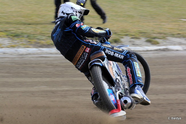 Byki na torze! ( zdjęcia)