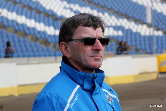 Byki na torze! ( zdjęcia)