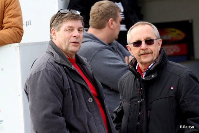 Byki na torze! ( zdjęcia)