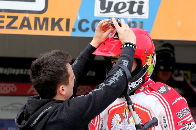 Byki na torze! ( zdjęcia)