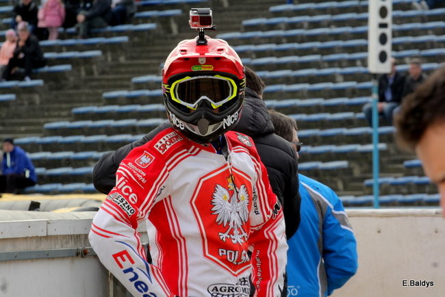 Byki na torze! ( zdjęcia)