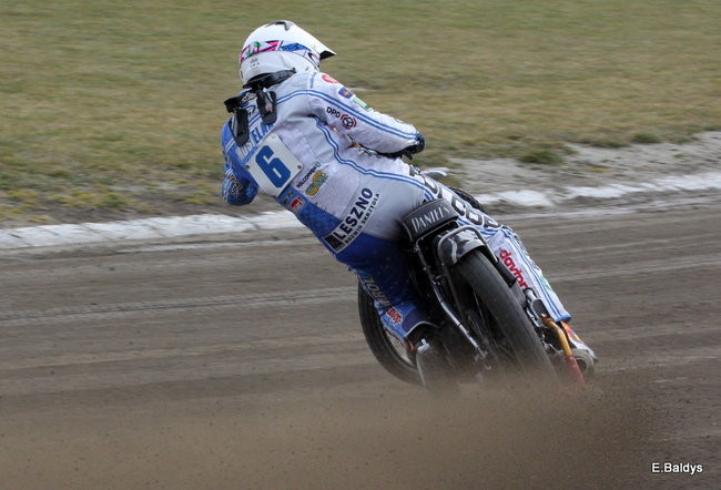 Byki na torze! ( zdjęcia)