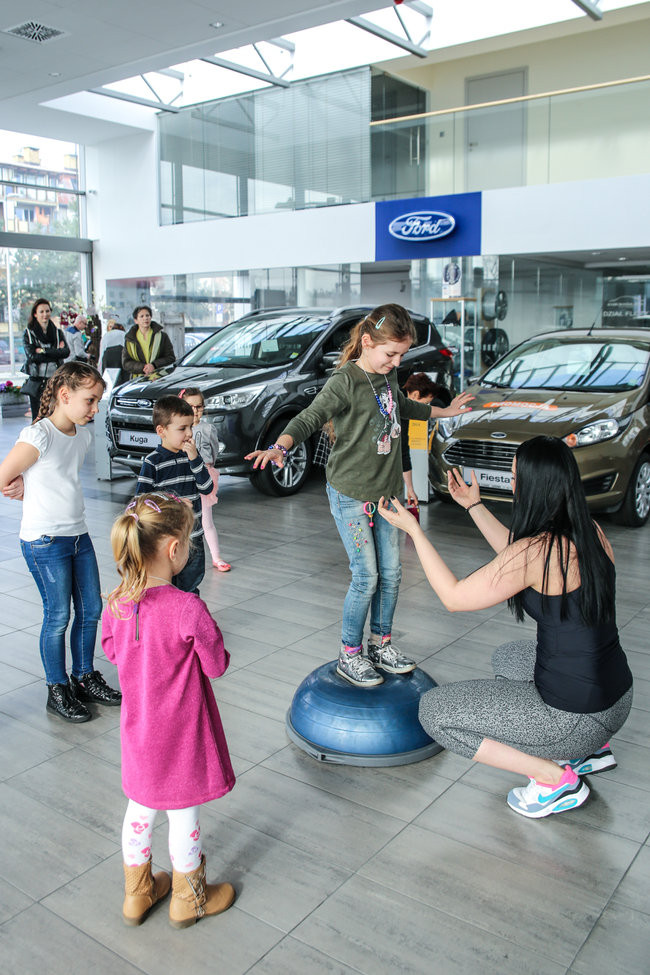 Dzień Kobiet w Ciesiółka Auto Group (zdjęcia)