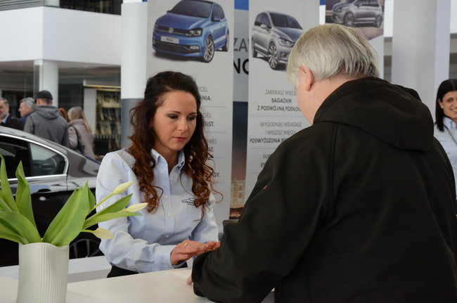 Dzień Kobiet w Ciesiółka Auto Group (zdjęcia)