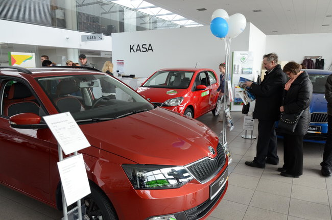 Dzień Kobiet w Ciesiółka Auto Group (zdjęcia)