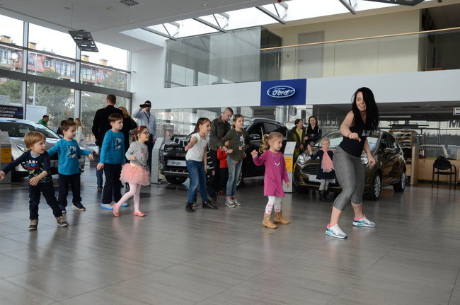 Dzień Kobiet w Ciesiółka Auto Group (zdjęcia)