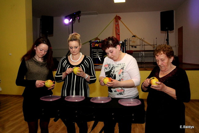 Babska Biesiada w Kąkolewie (zdjęcia)