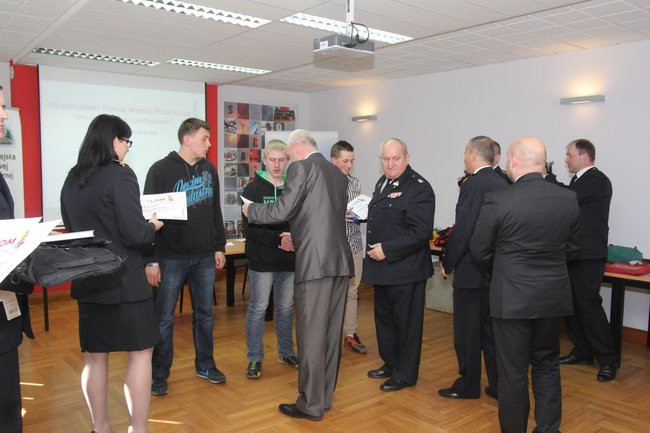 Pożarnicze zmagania w straży (zdjęcia)