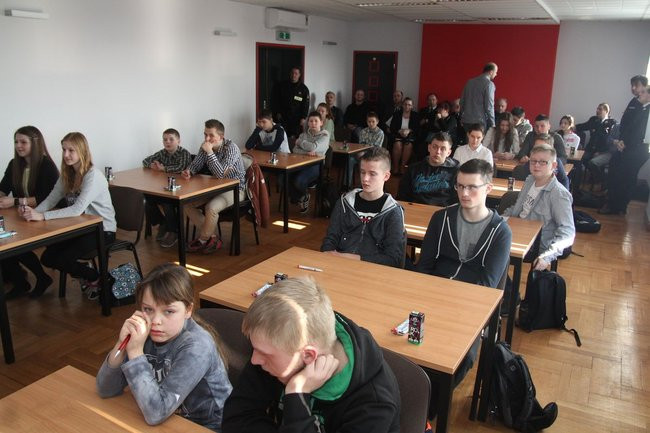 Pożarnicze zmagania w straży (zdjęcia)