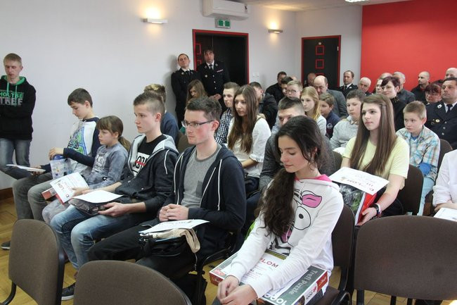 Pożarnicze zmagania w straży (zdjęcia)