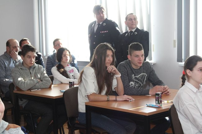 Pożarnicze zmagania w straży (zdjęcia)