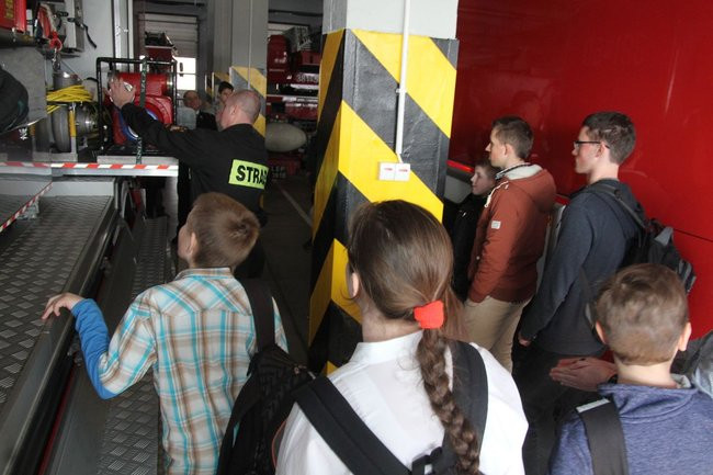 Pożarnicze zmagania w straży (zdjęcia)