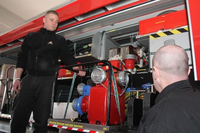 Pożarnicze zmagania w straży (zdjęcia)